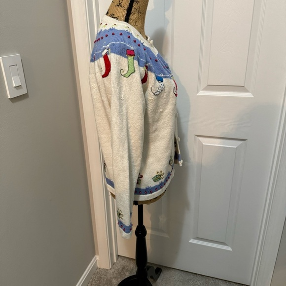 Vintage Holiday Stocking Cardigan - Picture 4 of 9